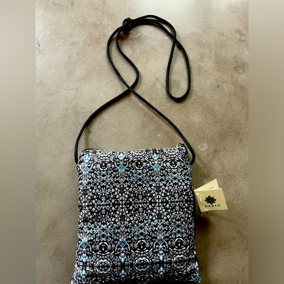 DERIN “City Sling” bag - Picture 3 of 3